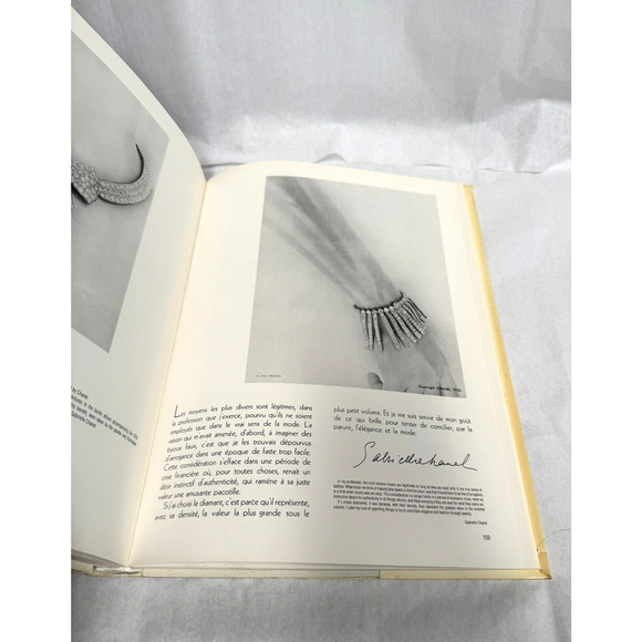 Chanel by Jean Leymarie Albert SKIRA 1987 Hardcover Book Dust Jacket Fashion - Picture 14 of 14